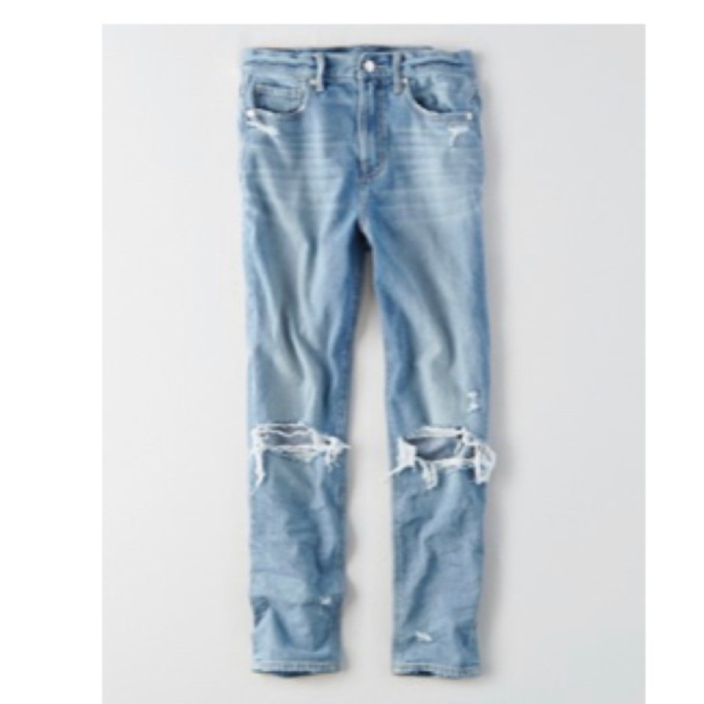 AE Ripped Mom Jean - Picture 4 of 4